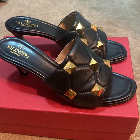 Valentino shoes - Picture 2 of 4